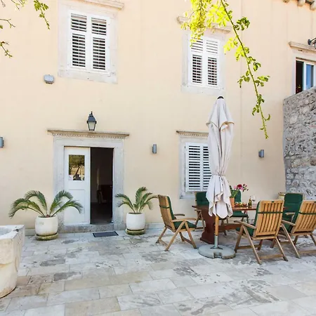 Orka - One-bedroom 3 Adults 1 Child *